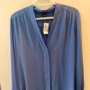 NWT Ann Taylor Semi-Sheet Blouse Size M